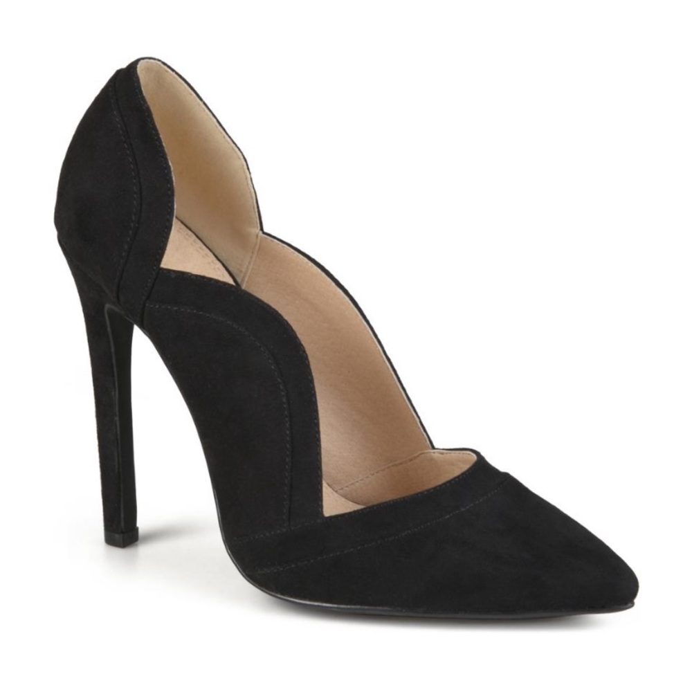 Journee Collection Pointed Toe Pumps